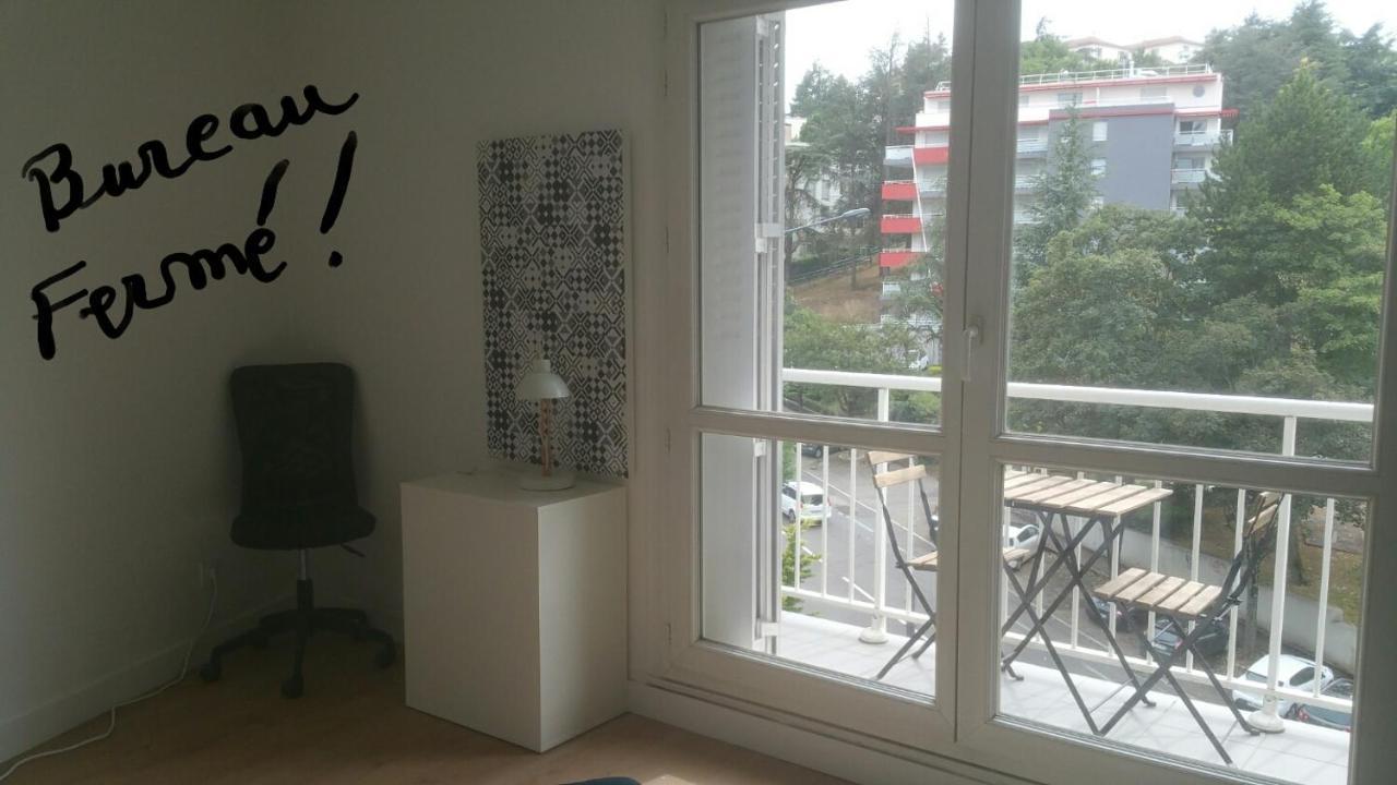 Rond Point Studio Cosy Et Central Avec Balcon サン・テティエンヌ エクステリア 写真